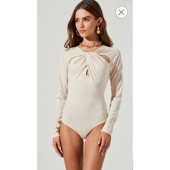 ASTR the Label Bodysuit - Picture 4 of 6